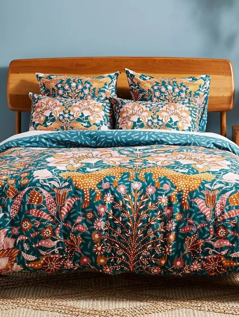 Anthropologie vibrant floral